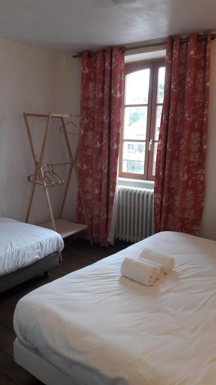 ディナン Le Poisson Ivre Bed & Breakfast エクステリア 写真