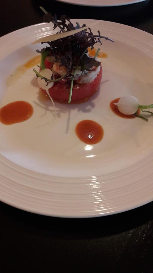 ディナン Le Poisson Ivre Bed & Breakfast エクステリア 写真